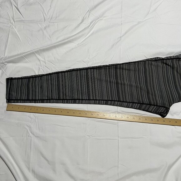 NWOT Athleta Women's Striped High-Rise ankle Black Grey White - Picture 7 of 9